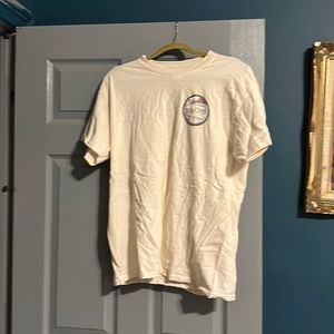 T-shirt with constitution. Large. Gildan